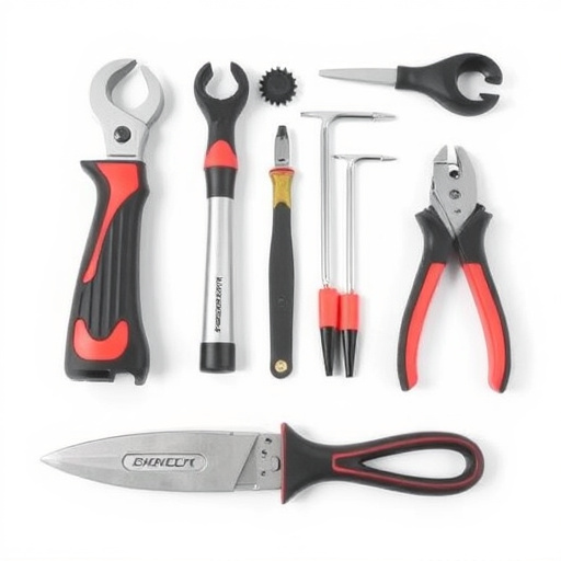 collision-repair-tools-640x480-47832012.jpeg