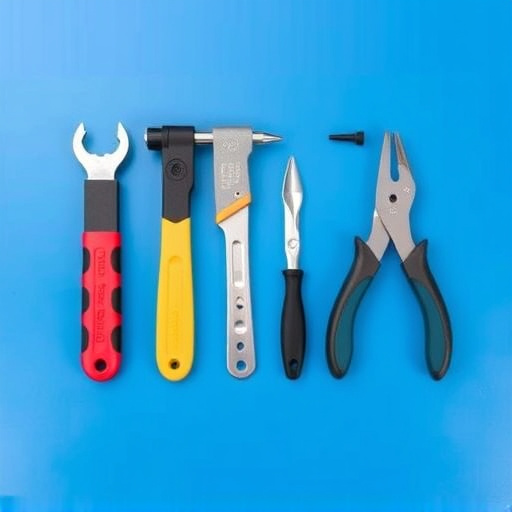 collision-repair-tools-640x480-75254065.jpeg