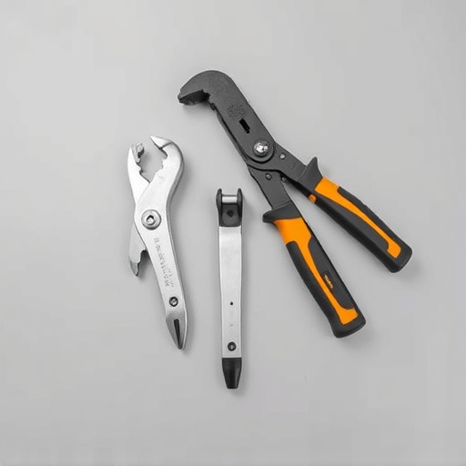 collision-repair-tools-640x480-91849910.jpeg
