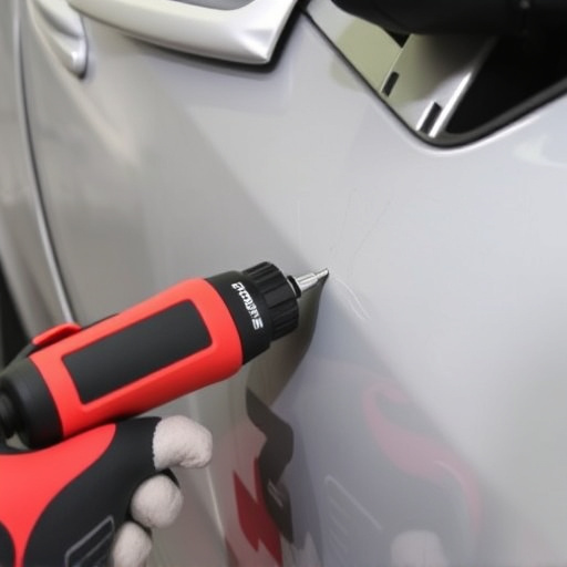 dent-removal-tools-640x480-26124692.jpeg