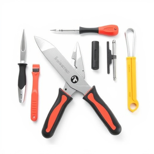 collision-repair-tools-640x480-37344351.jpeg