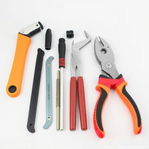 collision-repair-tools-640x480-41638401.jpeg
