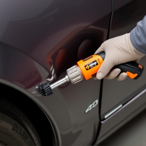 dent-removal-tools-640x480-38440709.jpeg